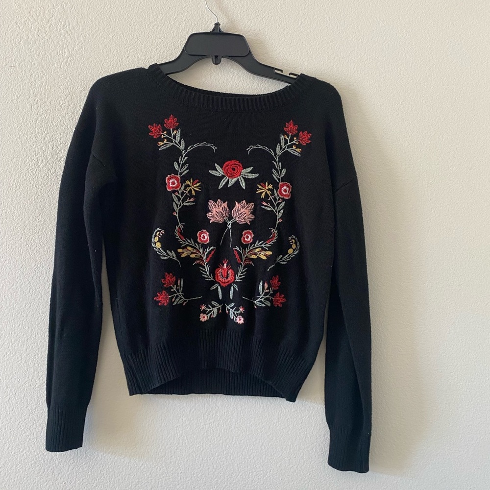 Women’s Black Floral Sweater